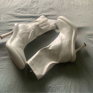 Azalea wang white PU booties